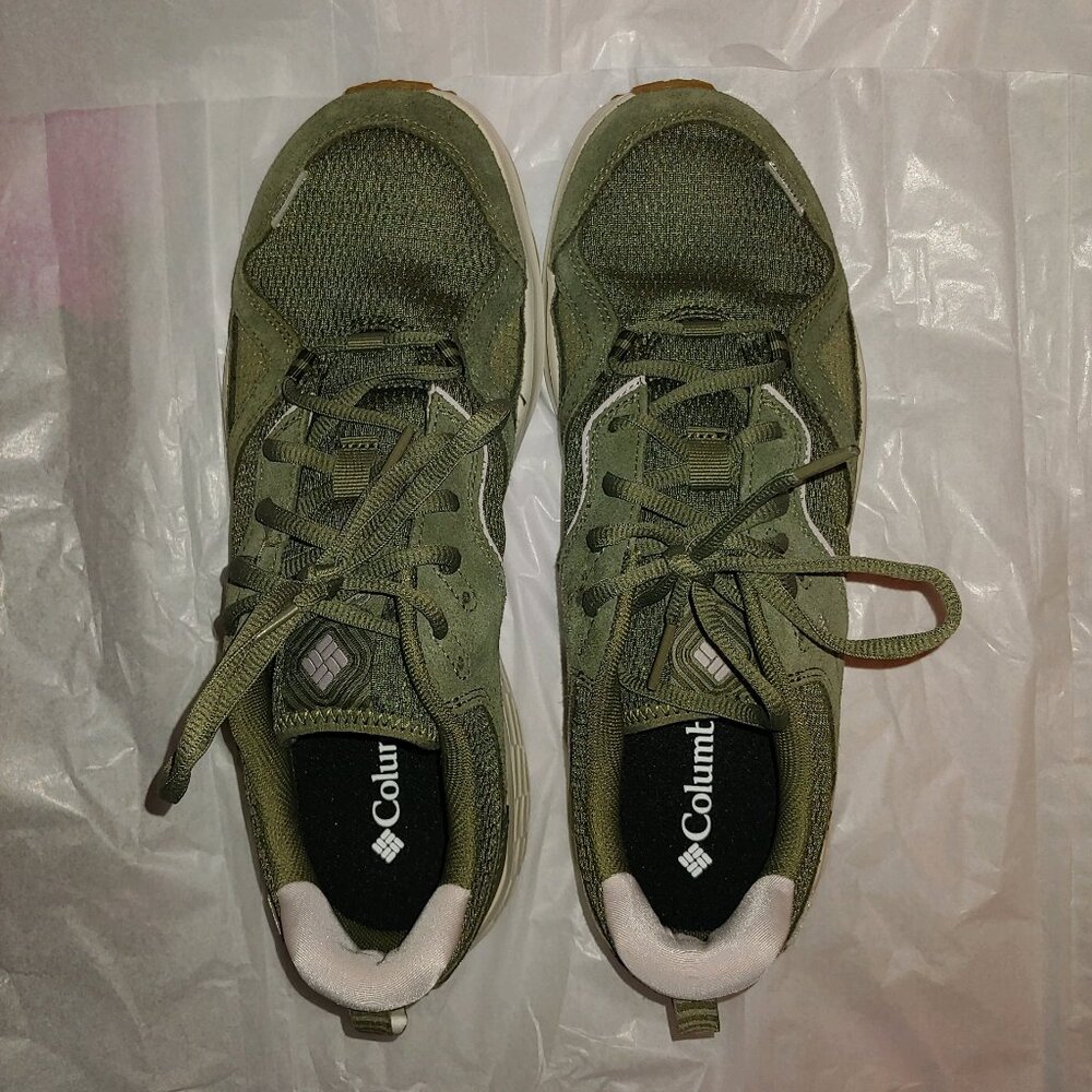 Women's Columbia Bethany Sneakers, Size 10 WIDE